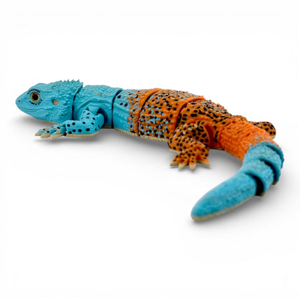 3D Printed Articulated Agama Lizard with Realistic Glass Eyes