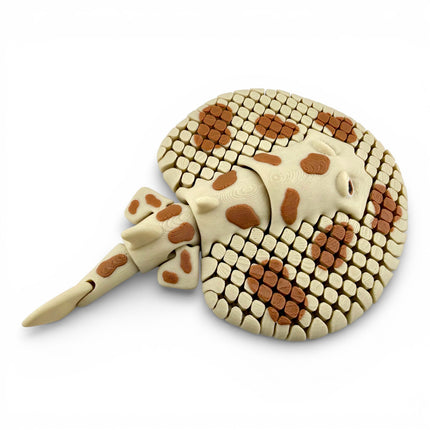 3D Printed Lexi the Electric Ray – Flexible Brown & Beige Ocean Model
