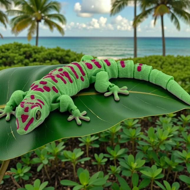 3D Printed Flexi Giant Day Gecko with Realistic Glass Eyes – Bright Green with Red Markings