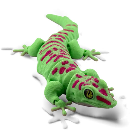 3D Printed Flexi Giant Day Gecko with Realistic Glass Eyes – Bright Green with Red Markings