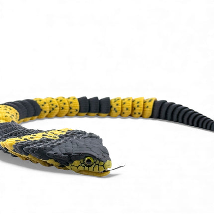 3D Printed Flexible Cobra – Black & Yellow Hooded Pose