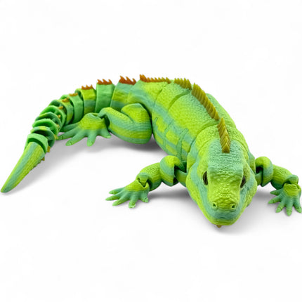 3D Printed Articulated Iguana – Realistic Tropical Lizard with Glass Eyes