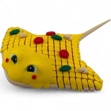 3D Printed Pizza Stingray Sculpture: Quirky Ocean Decor